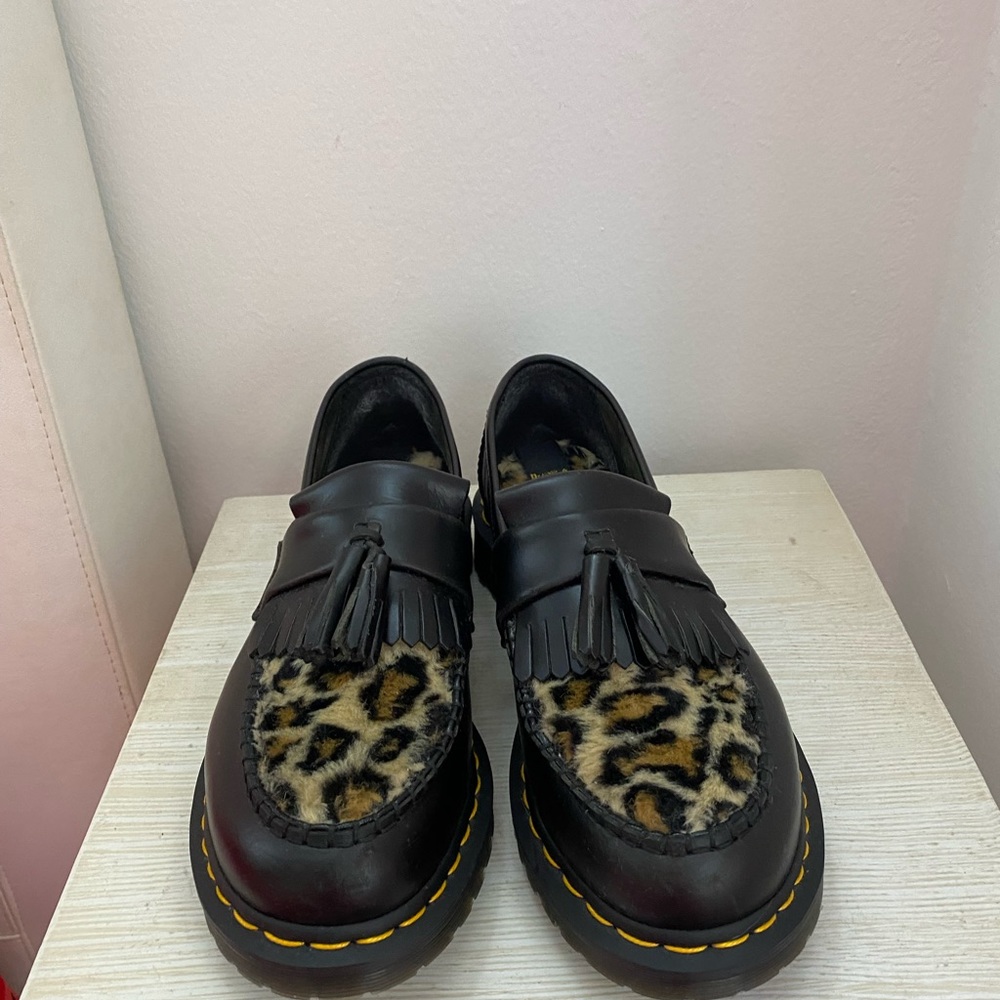 Dr. Martens ADRIAN LEOPARD FAUX
FUR TASSEL LOAFERS size 10 NWOT